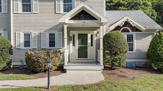 124 Ashley Lane 12-4, Middleboro, MA 02346