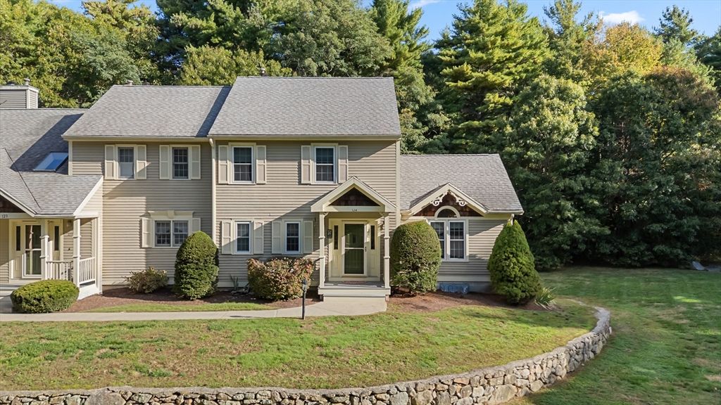 124 Ashley Lane 12-4, Middleboro, MA 02346