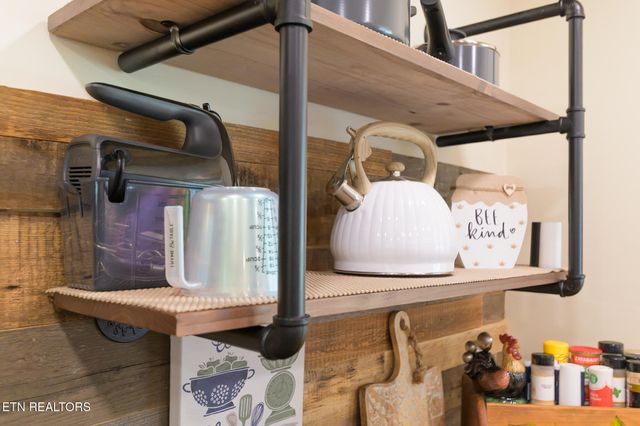 3135 Laurelwood Lane, Sevierville, TN 37862