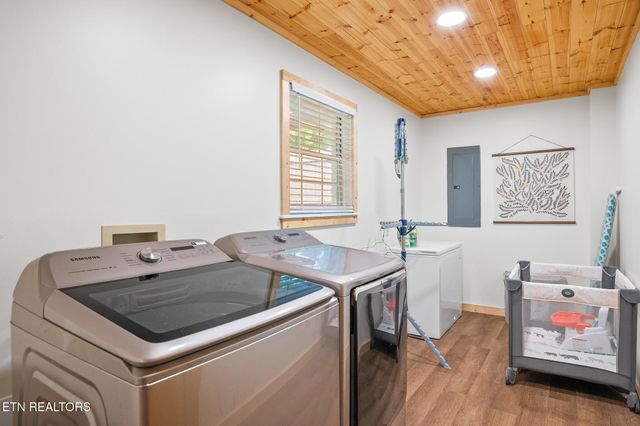 3135 Laurelwood Lane, Sevierville, TN 37862