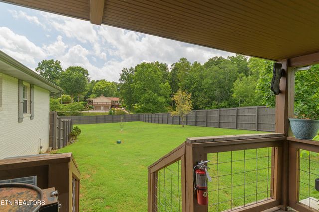 3135 Laurelwood Lane, Sevierville, TN 37862