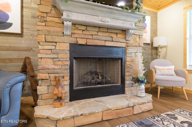 3135 Laurelwood Lane, Sevierville, TN 37862