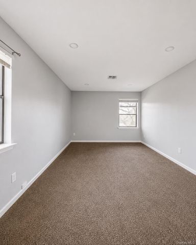 24 Milford Lane, Suffern, NY 10901