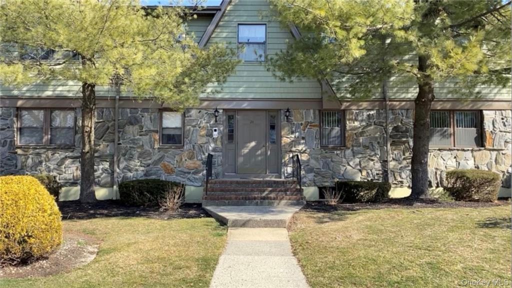 24 Milford Lane, Suffern, NY 10901