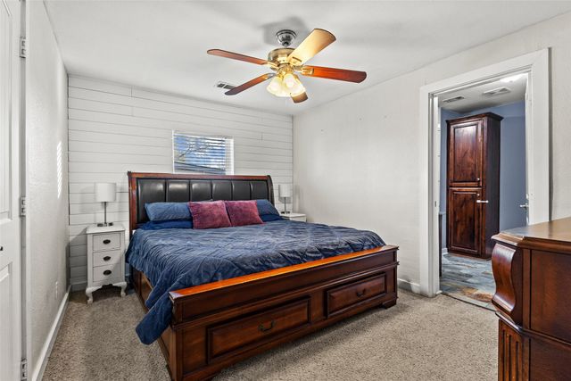 115 D Street, Whitesboro, TX 76273