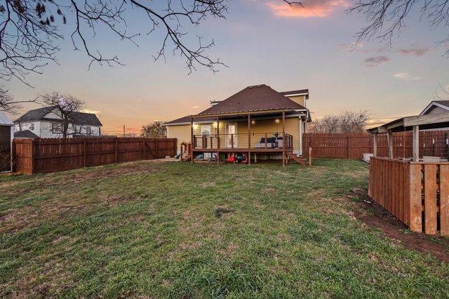 115 D Street, Whitesboro, TX 76273