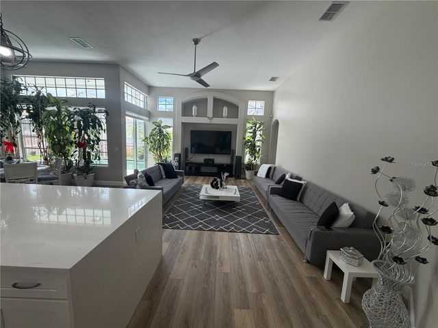 1115 LANDALE COURT, Orlando, FL 32828