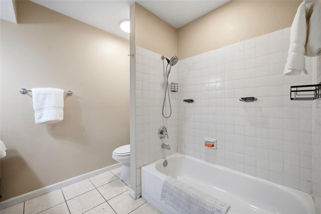 18511 Egret Bay Boulevard 609, Webster, TX 77058