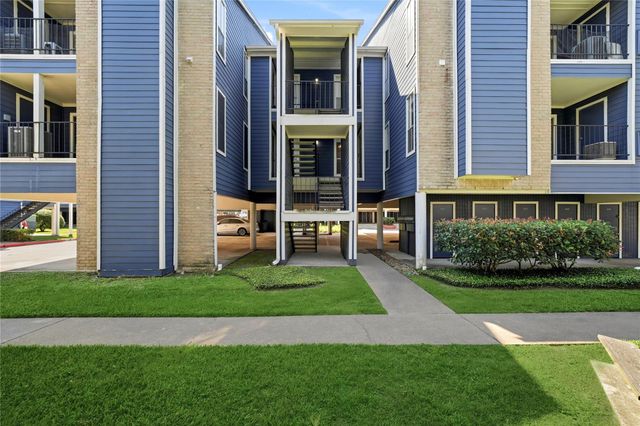 18511 Egret Bay Boulevard 609, Webster, TX 77058