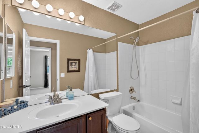 739 S CHOLLA Street, Gilbert, AZ 85233