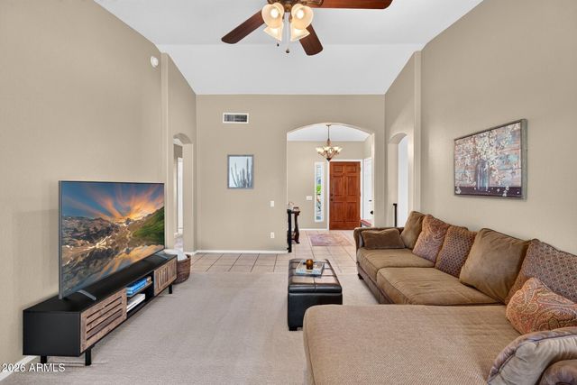 739 S CHOLLA Street, Gilbert, AZ 85233