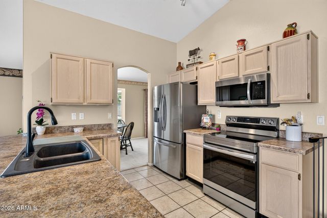739 S CHOLLA Street, Gilbert, AZ 85233