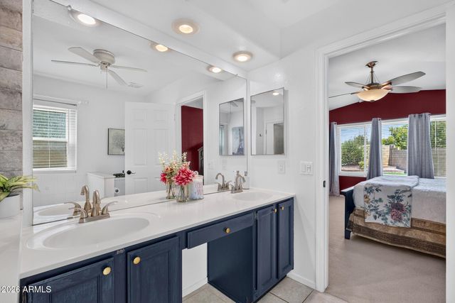 739 S CHOLLA Street, Gilbert, AZ 85233