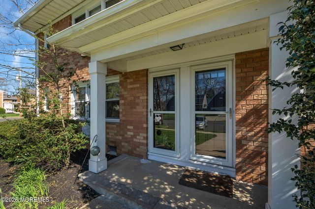 96 East Avenue 97, Atlantic Highlands, NJ 07716