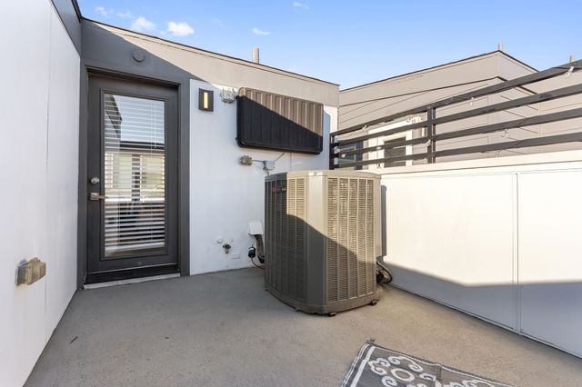 1118 Galveston Avenue 5, Fort Worth, TX 76104