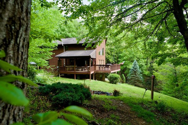 49 Richter Drive, Topton, NC 28781