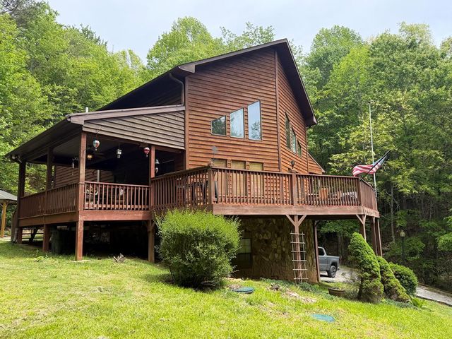 49 Richter Drive, Topton, NC 28781