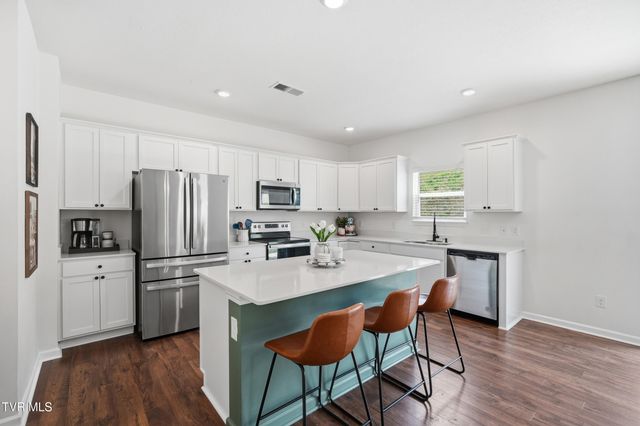 2544 Bridgeforth Crossing, Kingsport, TN 37664