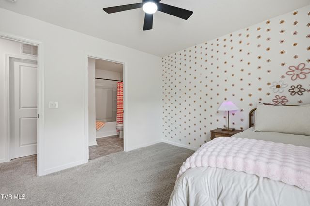 2544 Bridgeforth Crossing, Kingsport, TN 37664