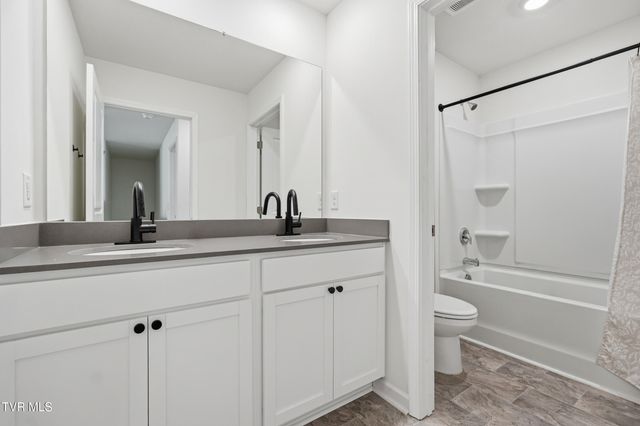 2544 Bridgeforth Crossing, Kingsport, TN 37664