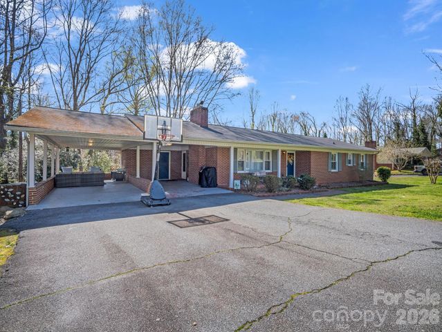 123 Dogwood Lane, Rutherfordton, NC 28139