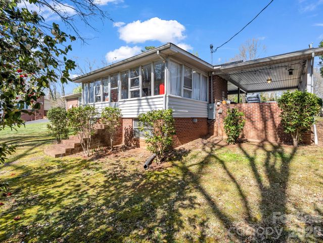 123 Dogwood Lane, Rutherfordton, NC 28139