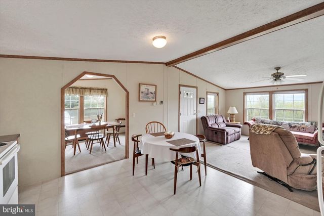 31 FERN LN, Auburn, PA 17922