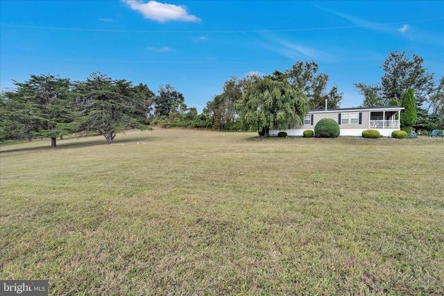 31 FERN LN, Auburn, PA 17922