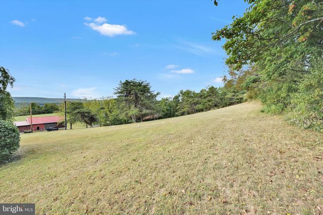 31 FERN LN, Auburn, PA 17922
