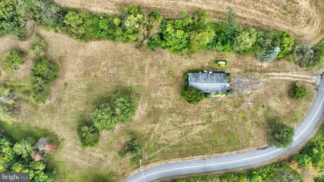 31 FERN LN, Auburn, PA 17922
