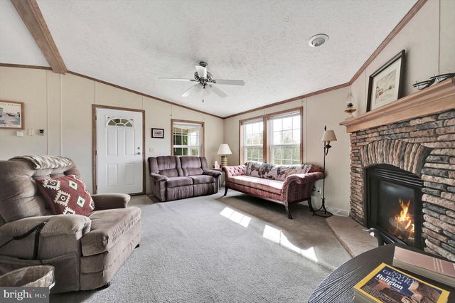 31 FERN LN, Auburn, PA 17922