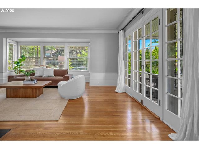 2343 Ne 27TH Ave, Portland, OR 97212