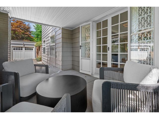 2343 Ne 27TH Ave, Portland, OR 97212
