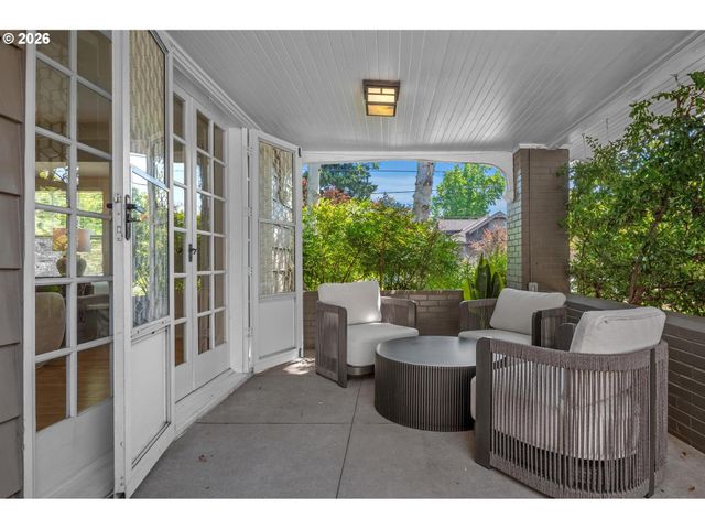 2343 Ne 27TH Ave, Portland, OR 97212