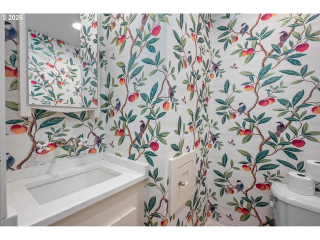 2343 Ne 27TH Ave, Portland, OR 97212