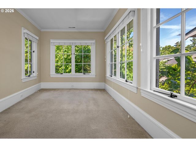 2343 Ne 27TH Ave, Portland, OR 97212