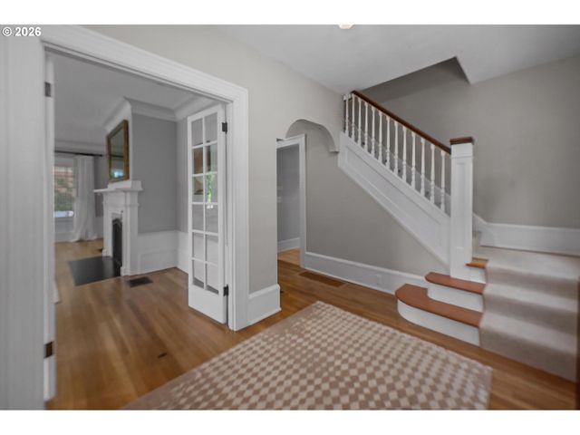 2343 Ne 27TH Ave, Portland, OR 97212