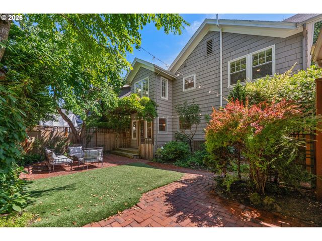 2343 Ne 27TH Ave, Portland, OR 97212