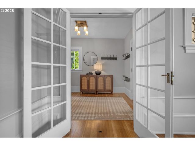 2343 Ne 27TH Ave, Portland, OR 97212