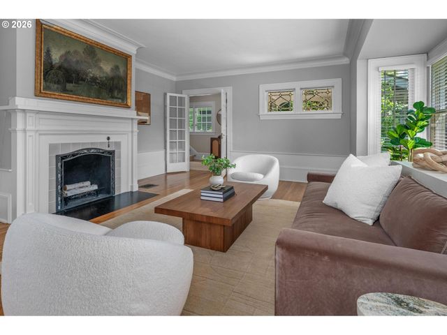 2343 Ne 27TH Ave, Portland, OR 97212
