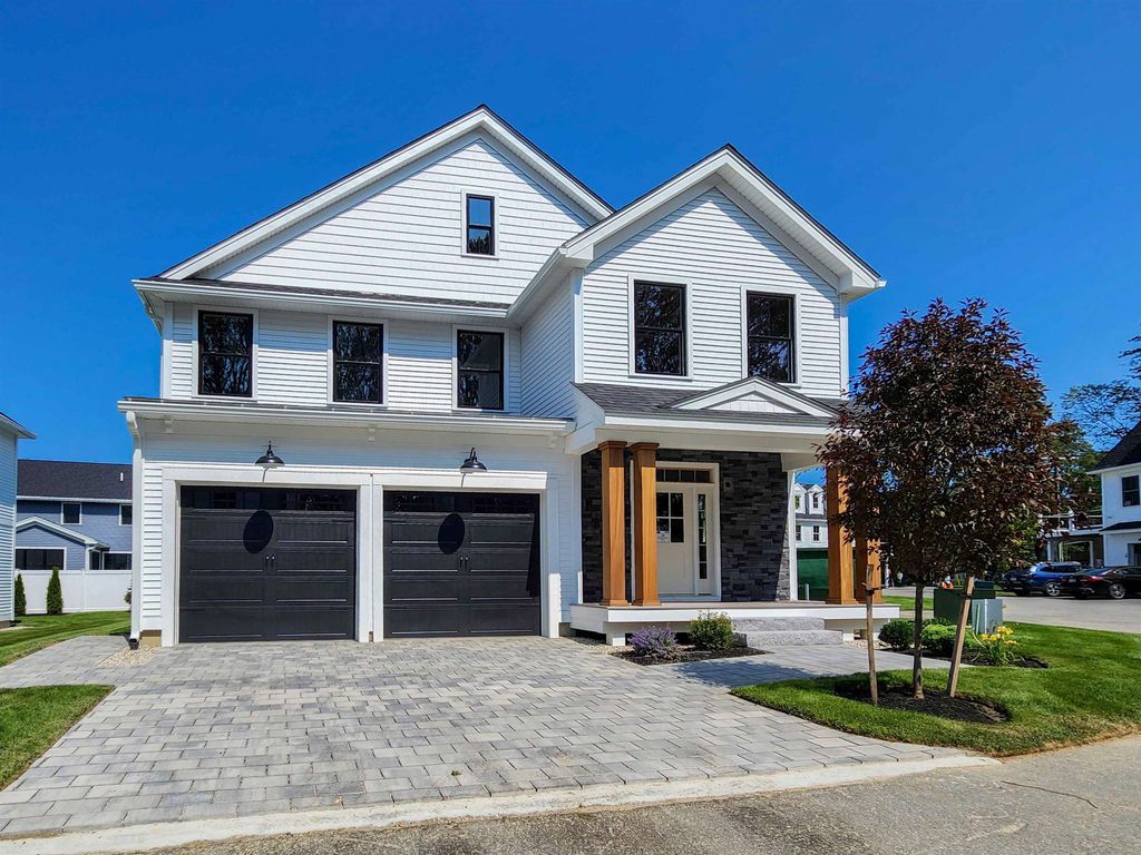 #7 Woodbury Reserve # 7, Portsmouth, NH 03801