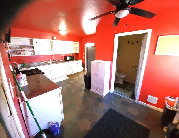 411 W SCOTT STREET, Fond Du Lac, WI 54935