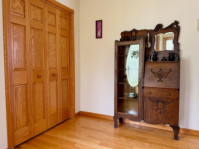 6353 S State Road 10, Knox, IN 46534