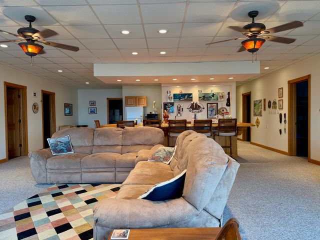 6353 S State Road 10, Knox, IN 46534