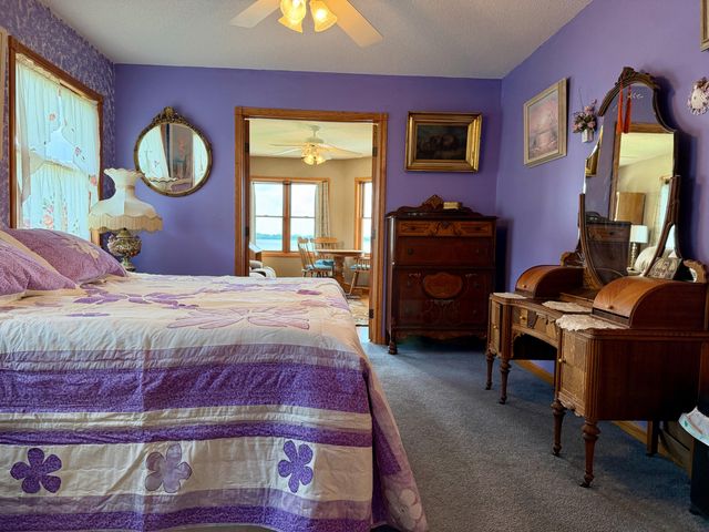 6353 S State Road 10, Knox, IN 46534
