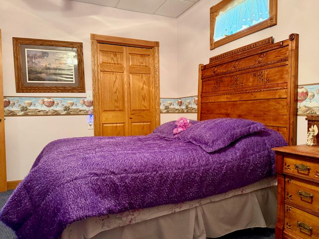 6353 S State Road 10, Knox, IN 46534