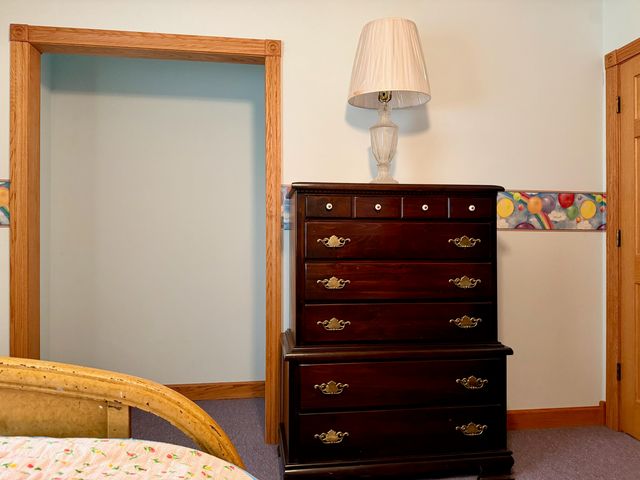 6353 S State Road 10, Knox, IN 46534