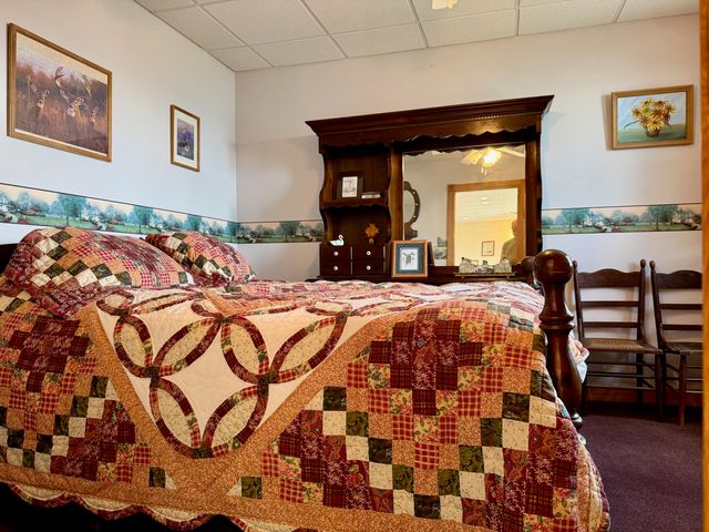 6353 S State Road 10, Knox, IN 46534