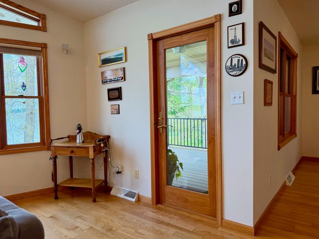 6353 S State Road 10, Knox, IN 46534
