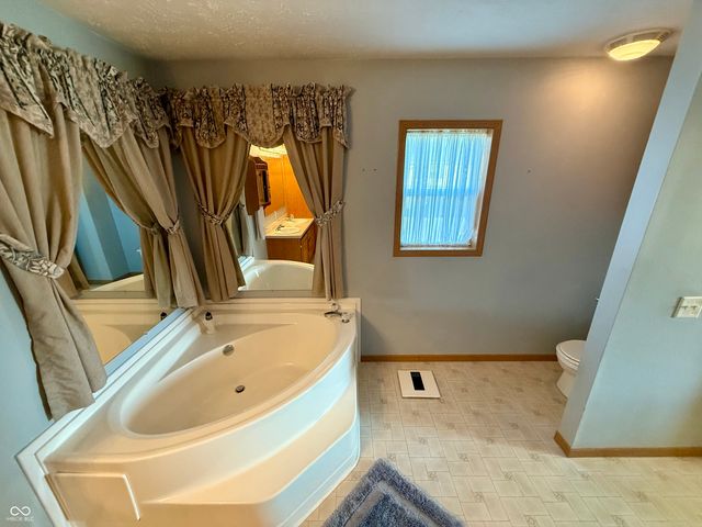 1260 Oriole Lane, Richmond, IN 47374